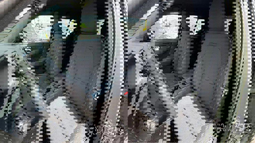 Volvo EX40 de 2024