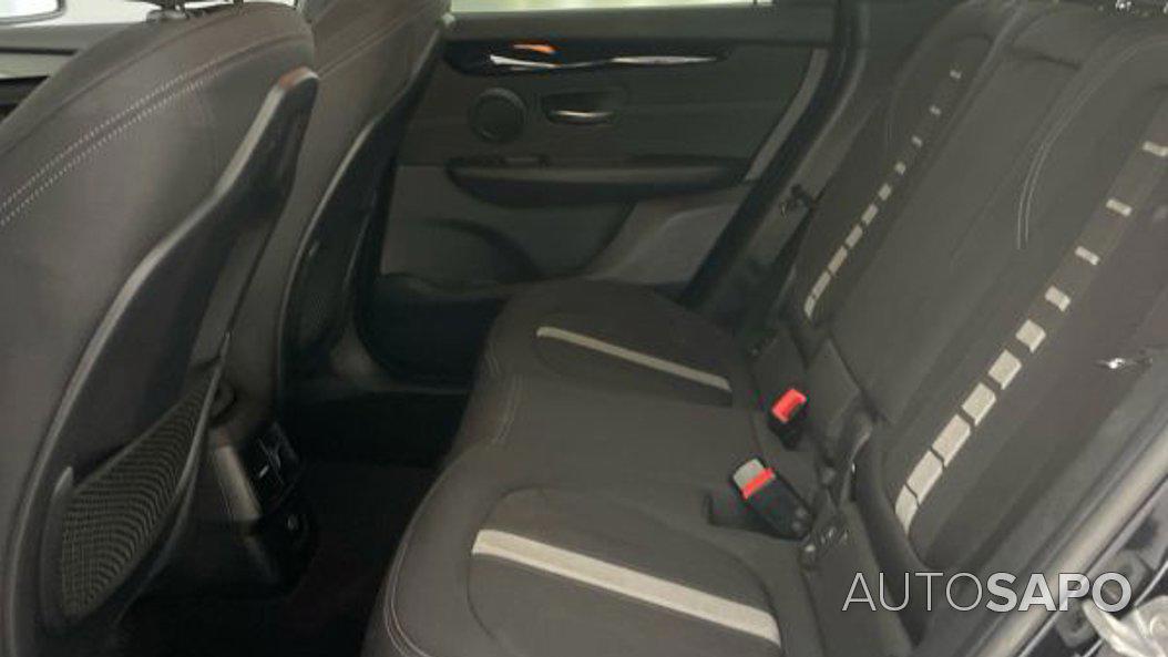 BMW Série 2 Active Tourer 216 d Auto de 2017