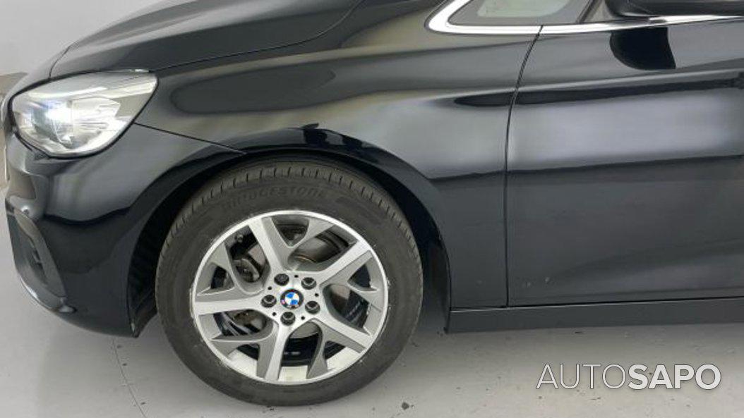 BMW Série 2 Active Tourer 216 d Auto de 2017