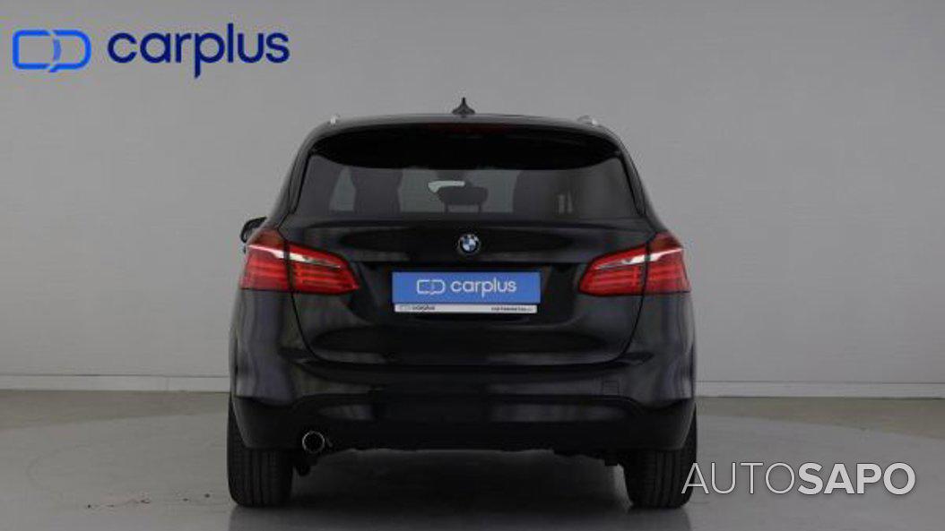 BMW Série 2 Active Tourer 216 d Auto de 2017