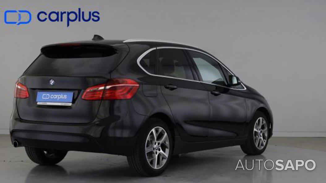BMW Série 2 Active Tourer 216 d Auto de 2017