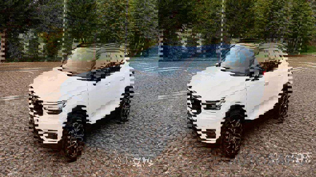 Volvo XC40 1.5 T2 Momentum Core Geartronic de 2021