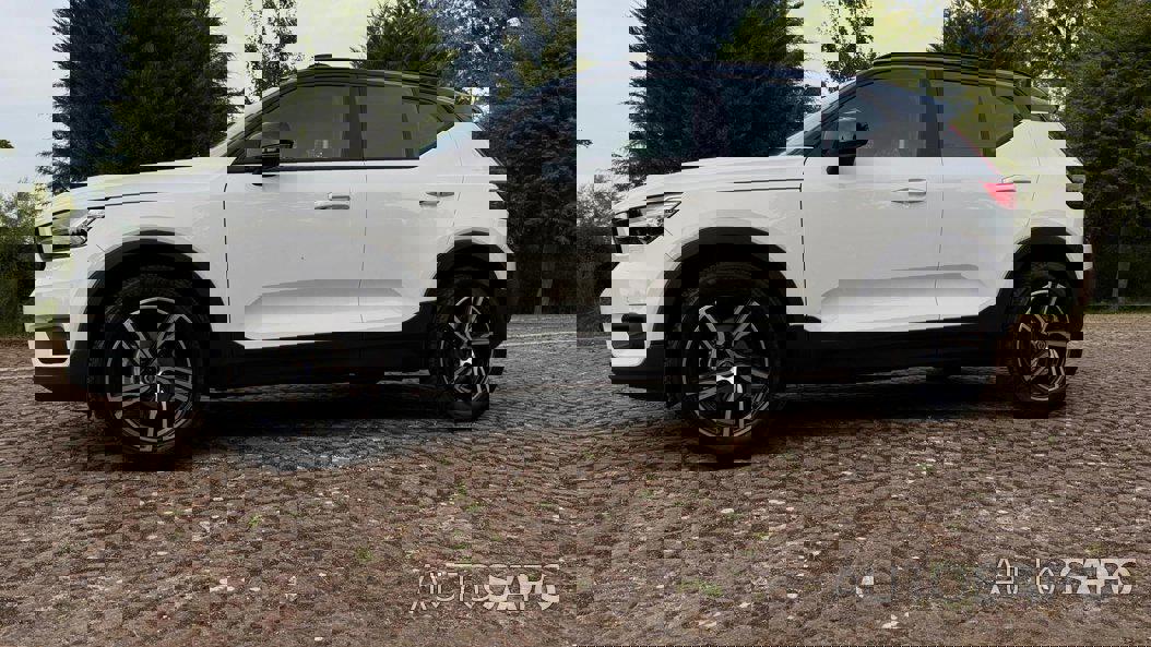 Volvo XC40 1.5 T2 Momentum Core Geartronic de 2021