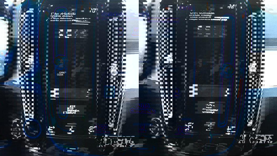 Volvo XC40 1.5 T2 Momentum Core de 2021