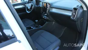 Volvo XC40 1.5 T2 Momentum Core de 2021