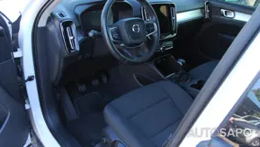 Volvo XC40 1.5 T2 Momentum Core de 2021
