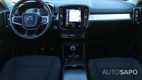 Volvo XC40 1.5 T2 Momentum Core de 2021
