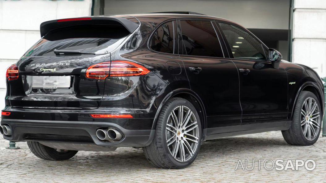 Porsche Cayenne Cayenne S Hybrid Platinum Edition de 2017