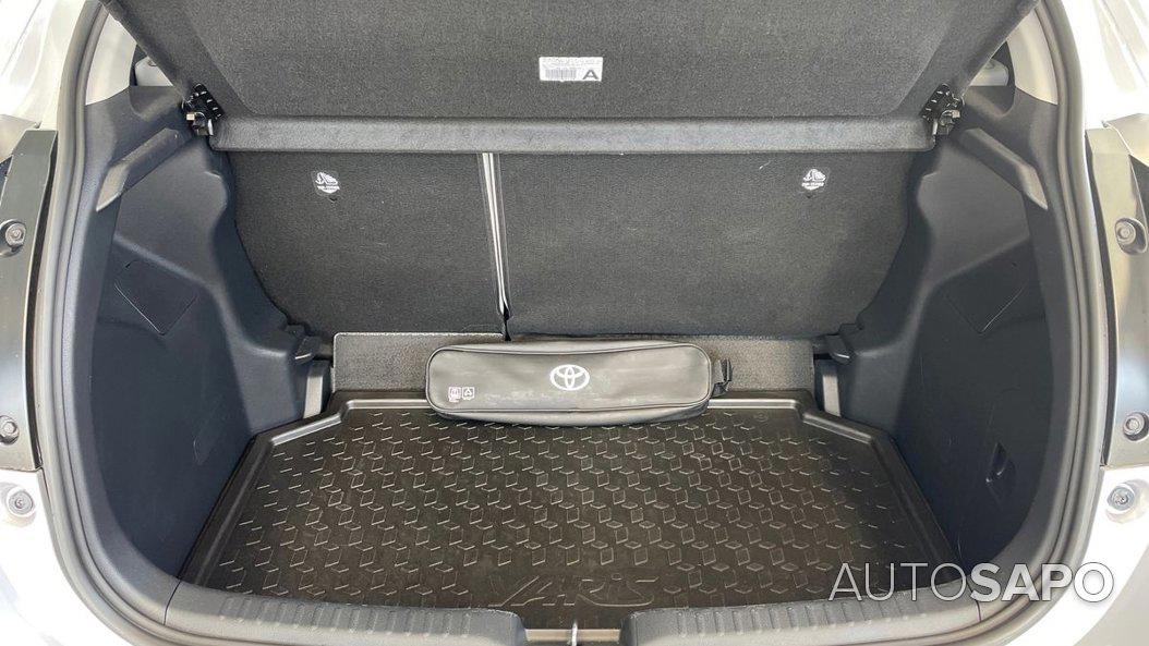 Toyota Yaris 1.5 HDF Luxury de 0