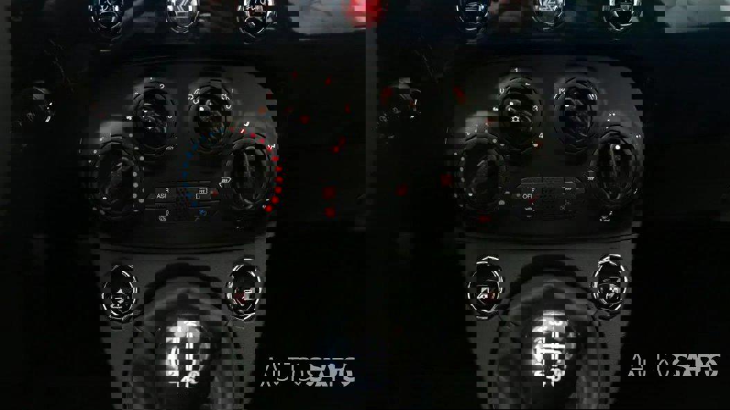 Fiat 500 1.0 Hybrid Dolcevita de 2024