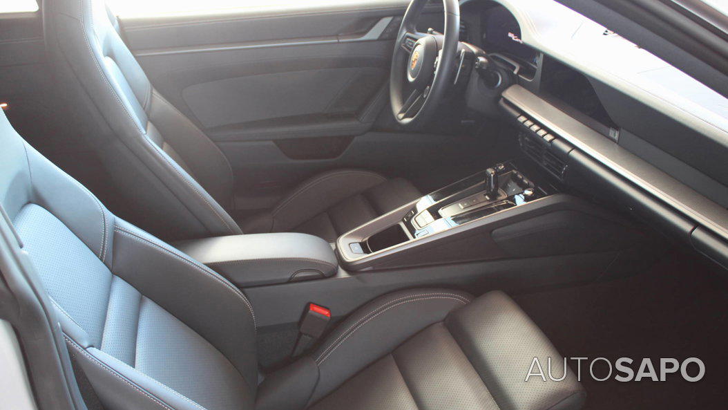 Porsche 911 Carrera de 2025