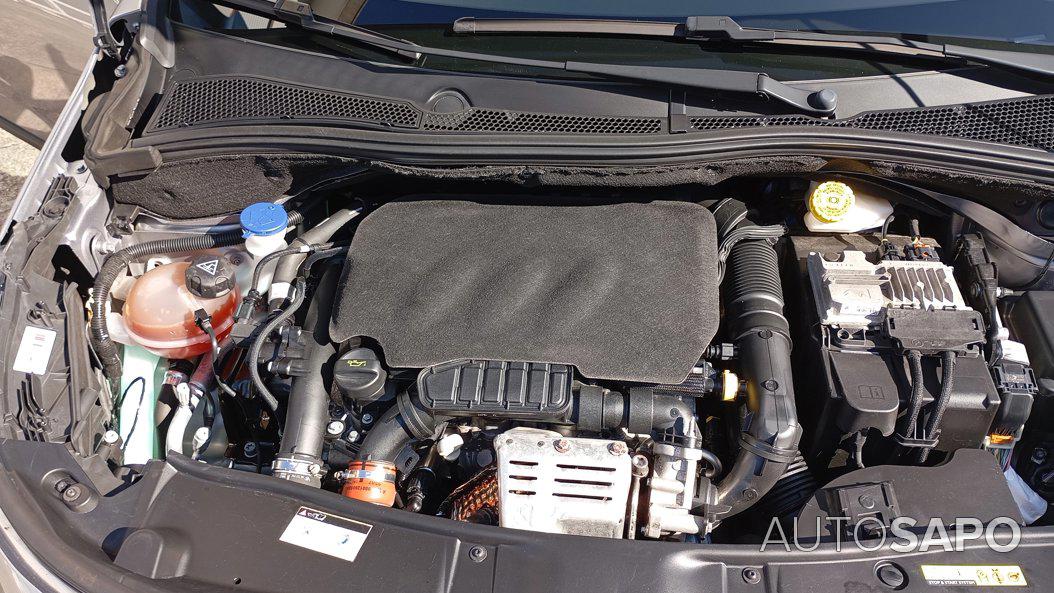 Peugeot 2008 1.2 PureTech GT Line EAT6 de 2017