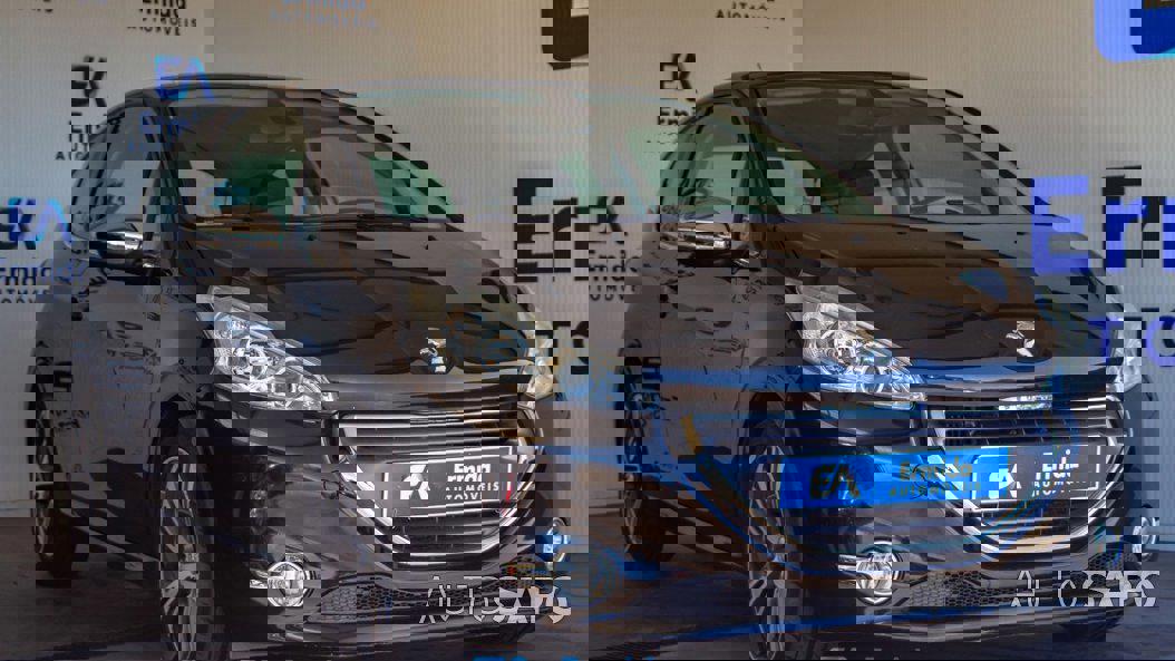 Peugeot 208 de 2012
