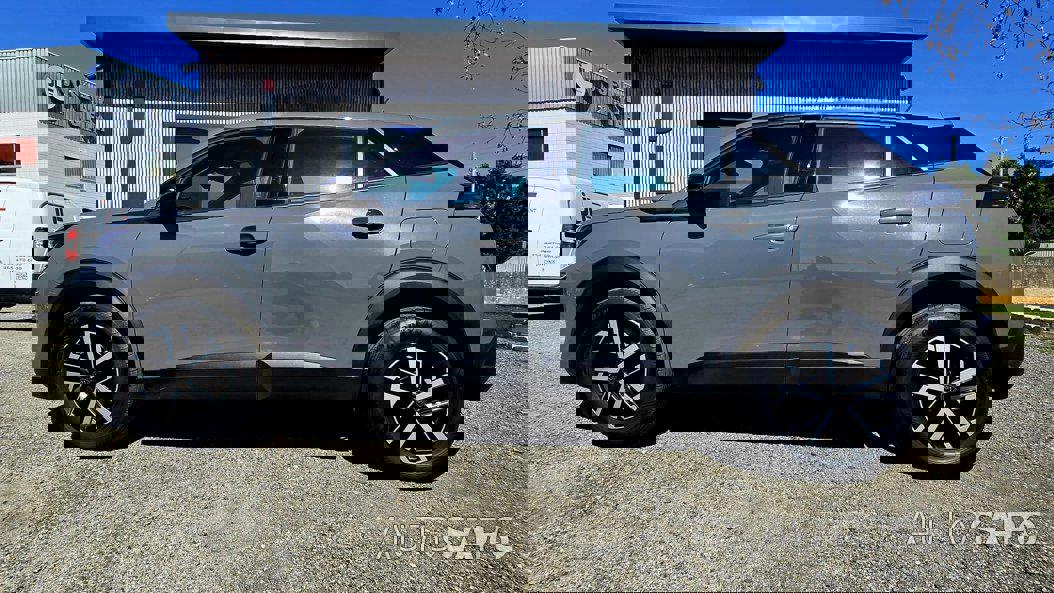 Peugeot 2008 1.2 PureTech Active de 2024