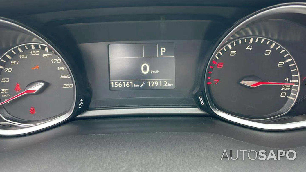 Peugeot 308 1.2 PureTech Allure de 2018