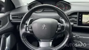 Peugeot 308 1.2 PureTech Allure de 2018
