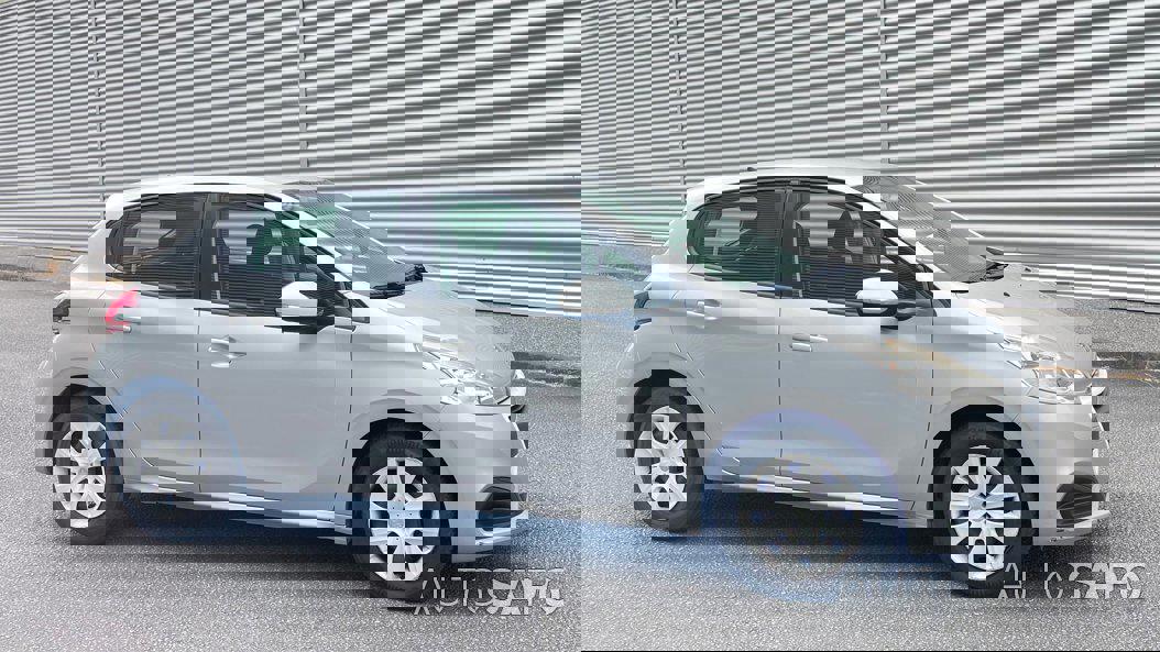 Peugeot 208 de 2015