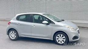 Peugeot 208 de 2015