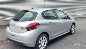 Peugeot 208 de 2015