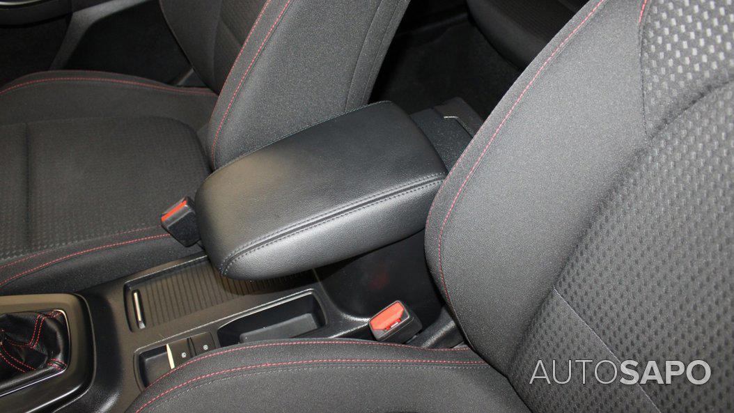 Ford Focus 1.0 EcoBoost MHEV ST-Line de 2022