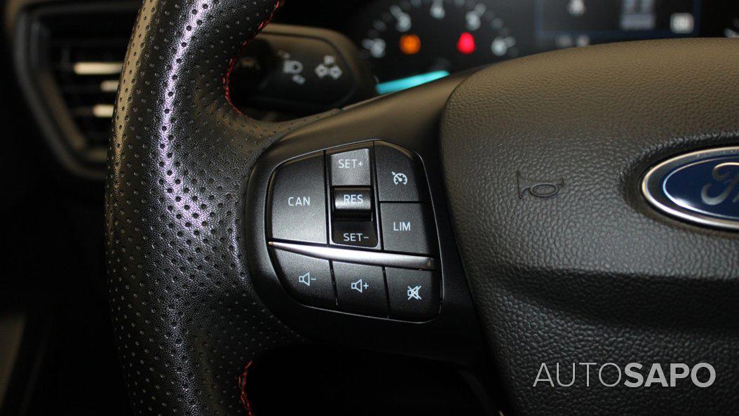 Ford Focus 1.0 EcoBoost MHEV ST-Line de 2022