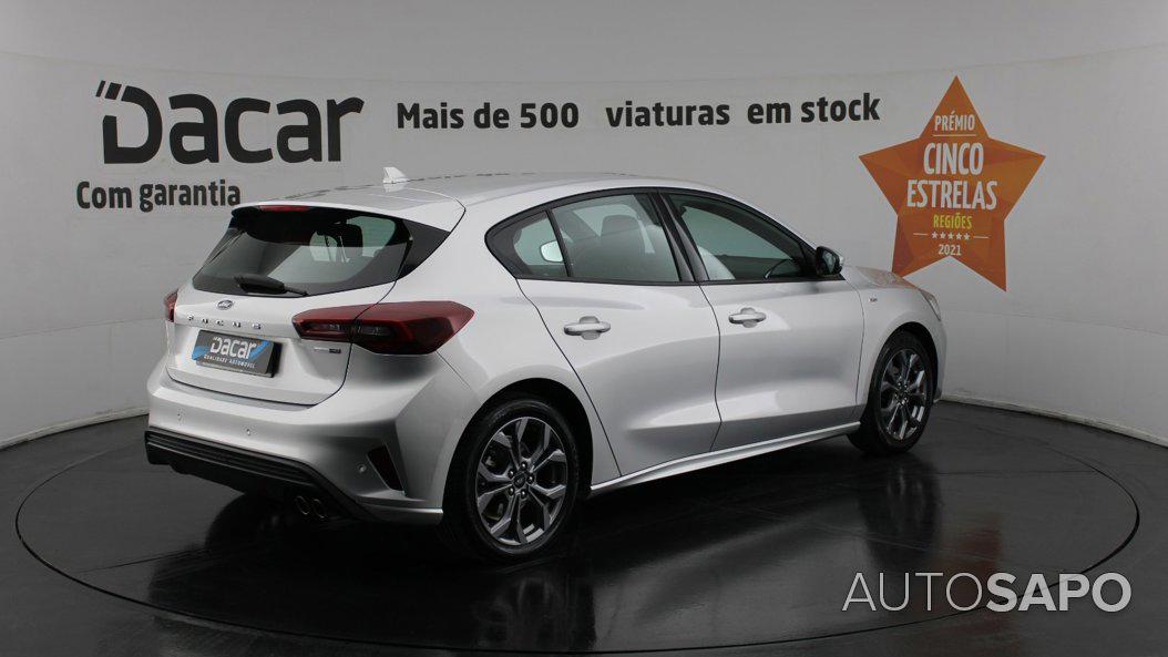 Ford Focus 1.0 EcoBoost MHEV ST-Line de 2022