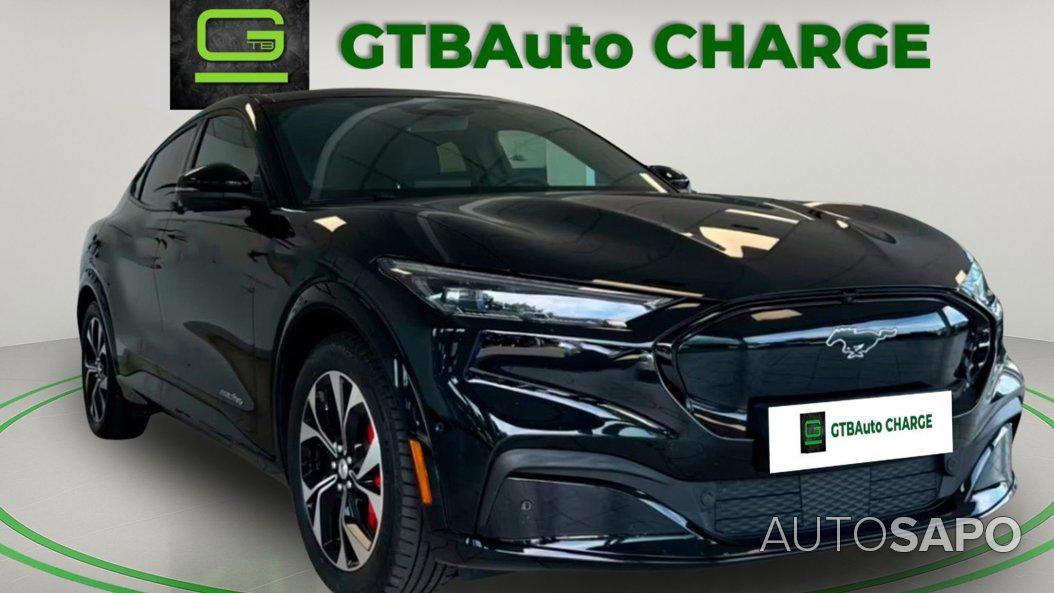 Ford Mustang Mach-E de 2022