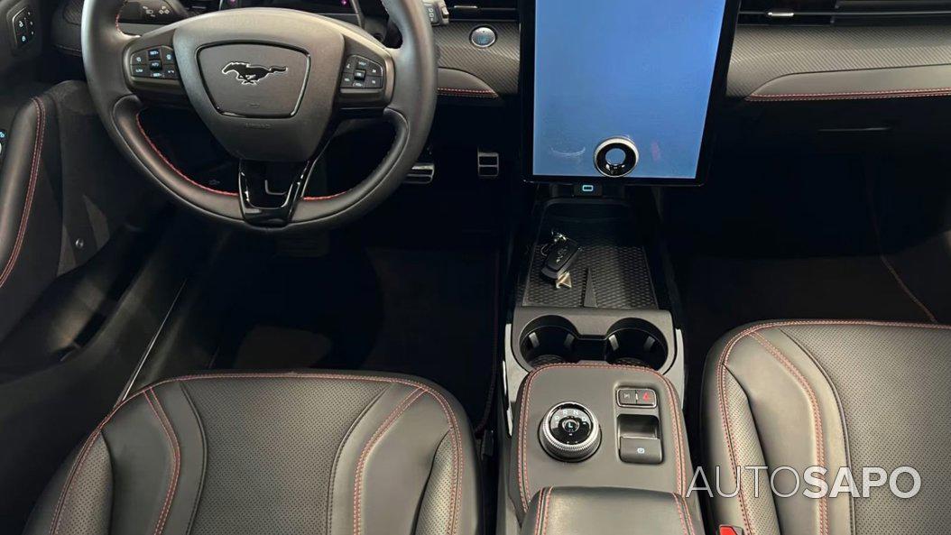 Ford Mustang Mach-E de 2022