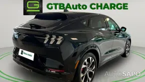 Ford Mustang Mach-E de 2022