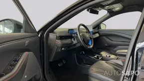 Ford Mustang Mach-E de 2022