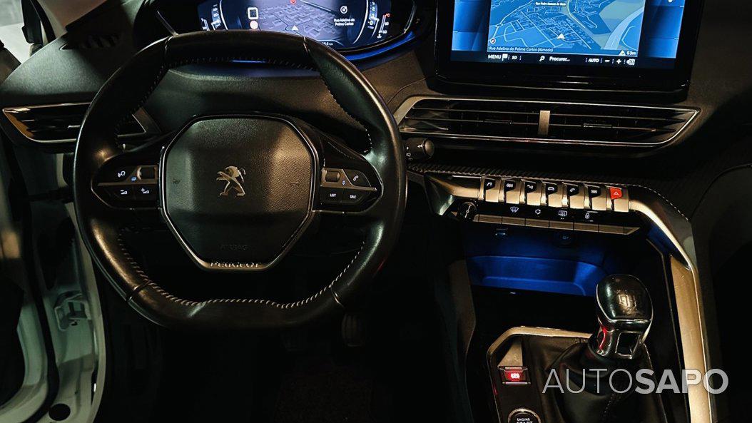 Peugeot 3008 1.2 PureTech Active Pack de 2021