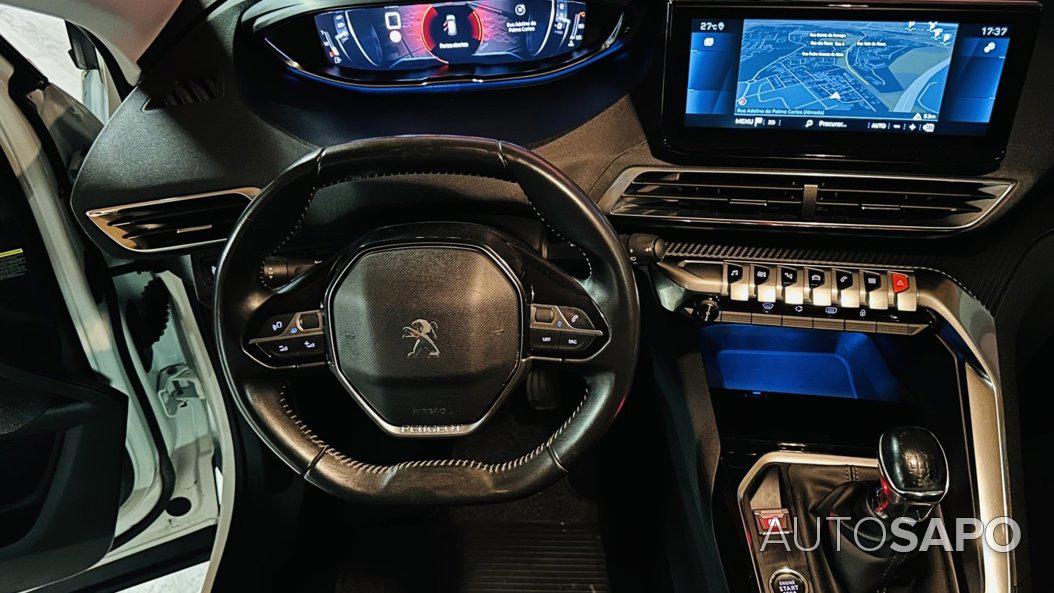 Peugeot 3008 1.2 PureTech Active Pack de 2021