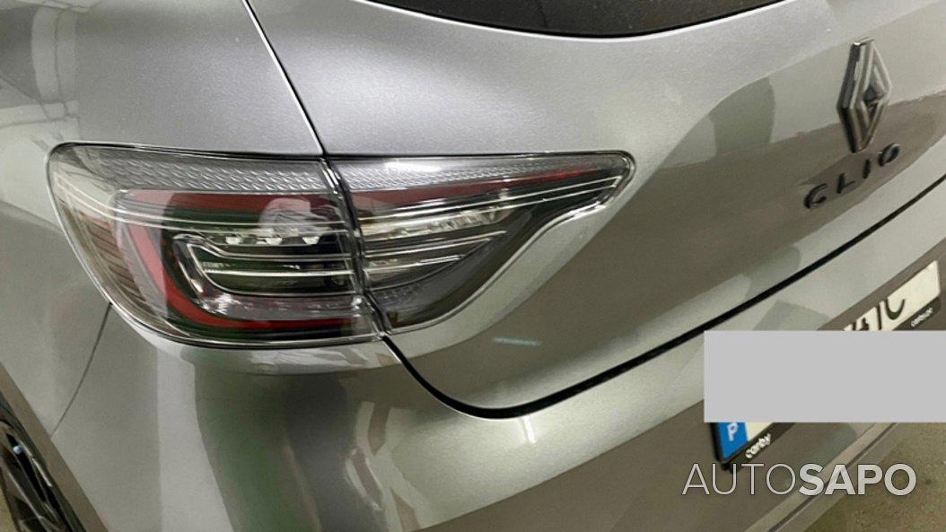 Renault Clio 1.6 E-Tech RS Line de 2024