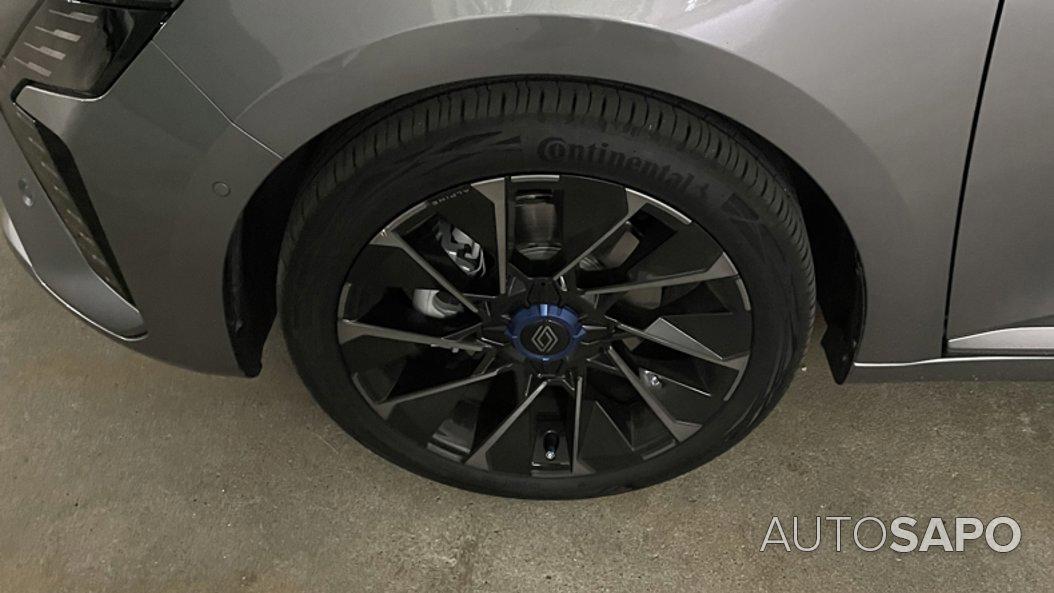 Renault Clio 1.6 E-Tech RS Line de 2024