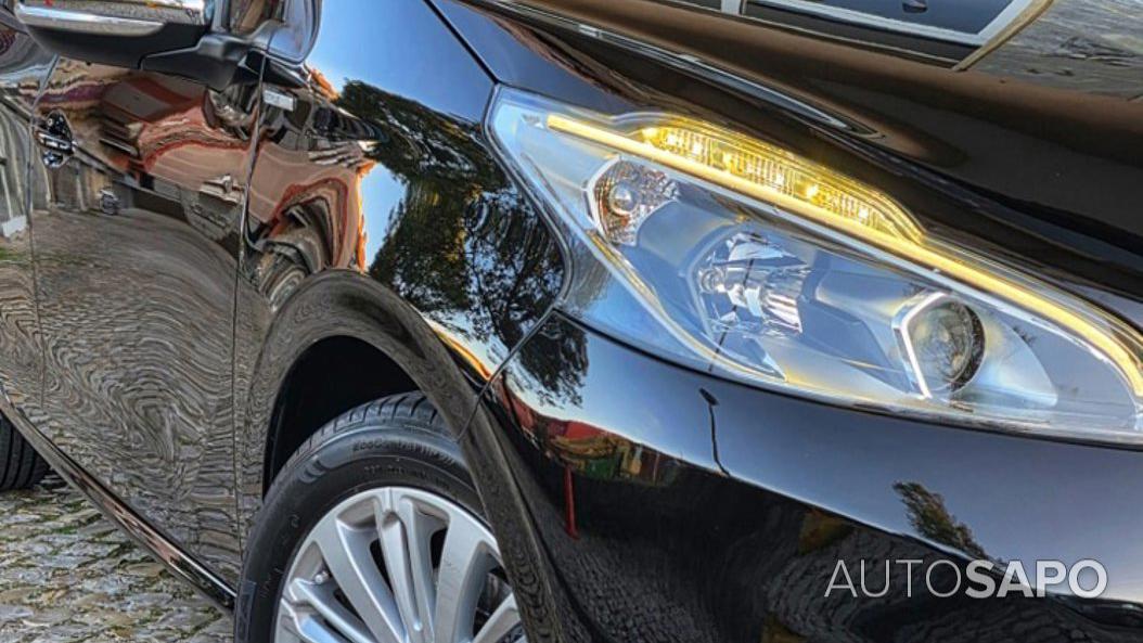Peugeot 208 1.2 PureTech Style de 2017