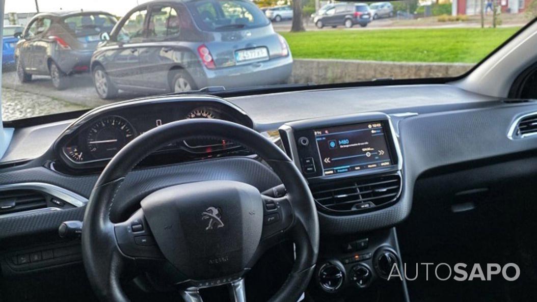 Peugeot 208 1.2 PureTech Style de 2017