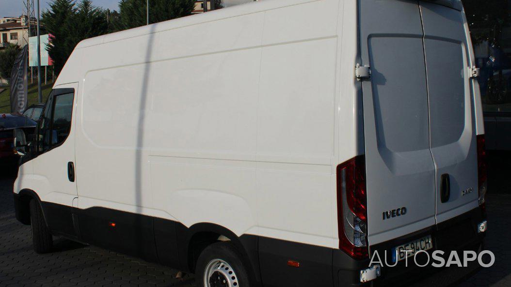 Iveco Daily 2.3 35C16V 3520L 12m3 de 2023