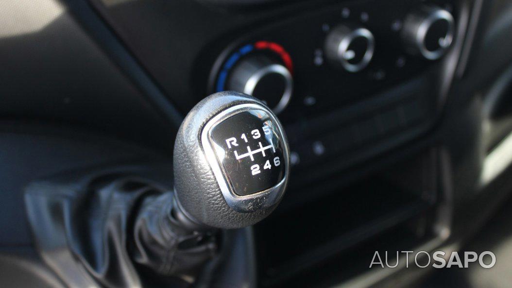 Iveco Daily 2.3 35C16V 3520L 12m3 de 2023