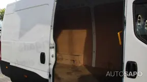 Iveco Daily 2.3 35C16V 3520L 12m3 de 2023