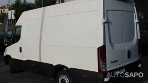 Iveco Daily 2.3 35C16V 3520L 12m3 de 2023