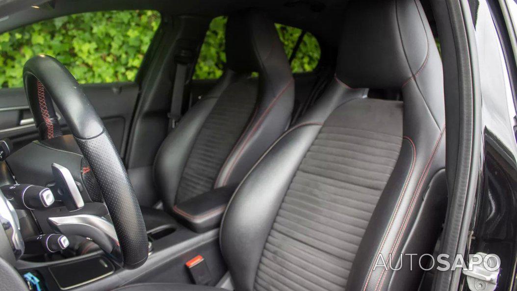 Mercedes-Benz Classe GLA 220 d AMG Line 4-Matic de 2017