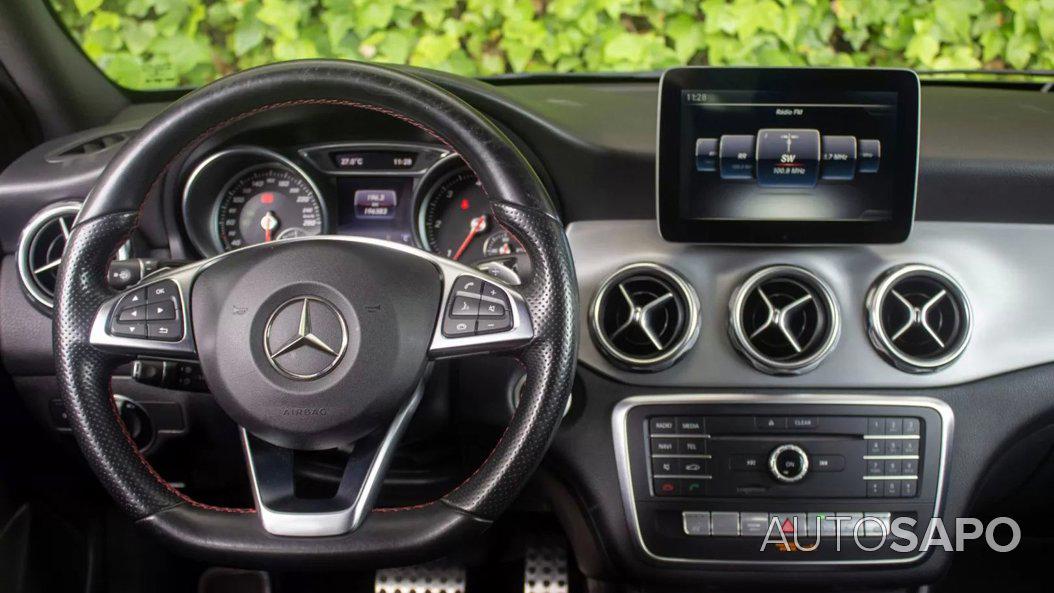 Mercedes-Benz Classe GLA 220 d AMG Line 4-Matic de 2017