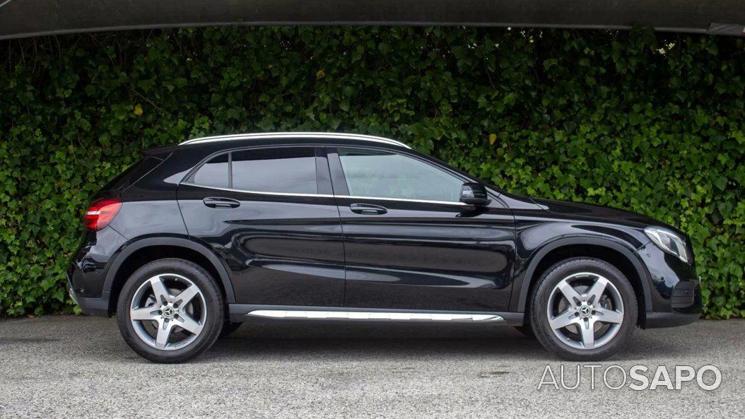 Mercedes-Benz Classe GLA 220 d AMG Line 4-Matic de 2017