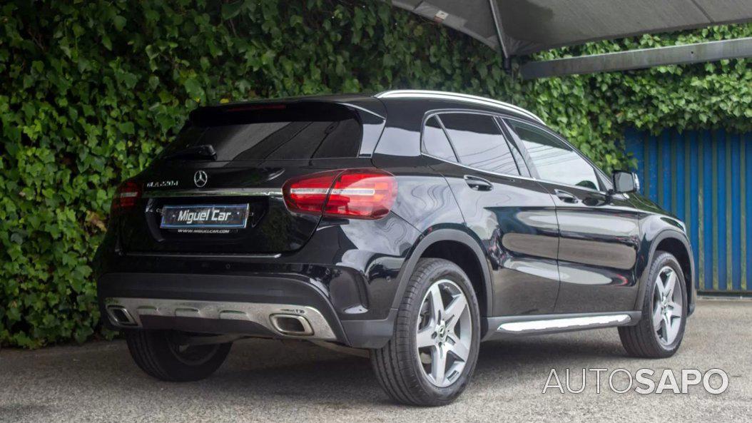 Mercedes-Benz Classe GLA 220 d AMG Line 4-Matic de 2017