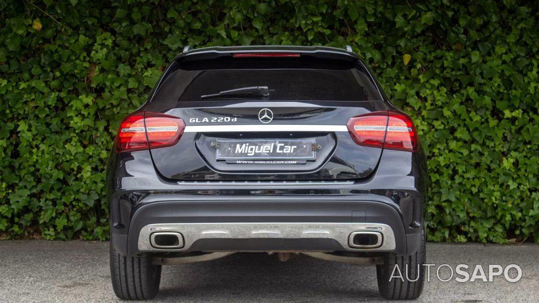 Mercedes-Benz Classe GLA 220 d AMG Line 4-Matic de 2017