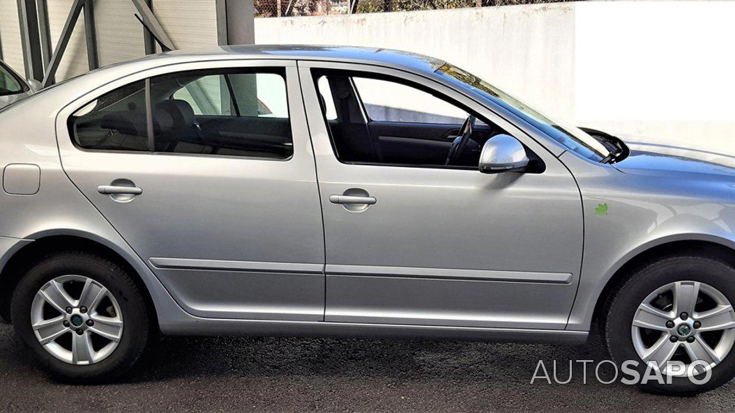 Skoda Octavia 1.6 TDi Greenline Conforto de 2012