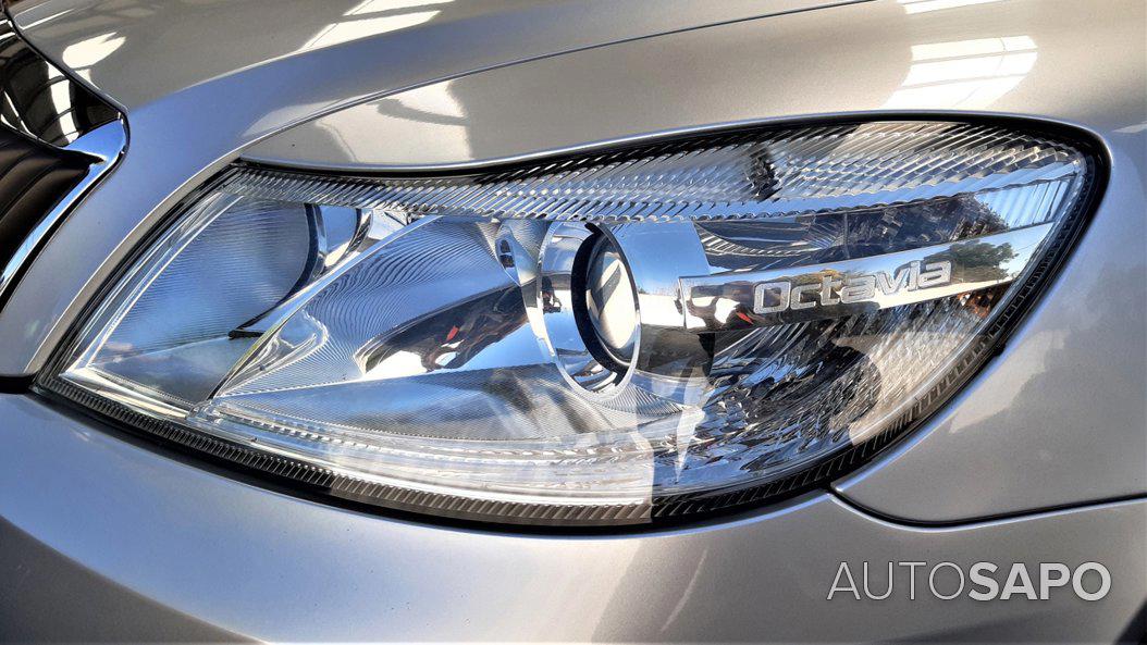 Skoda Octavia 1.6 TDi Greenline Conforto de 2012