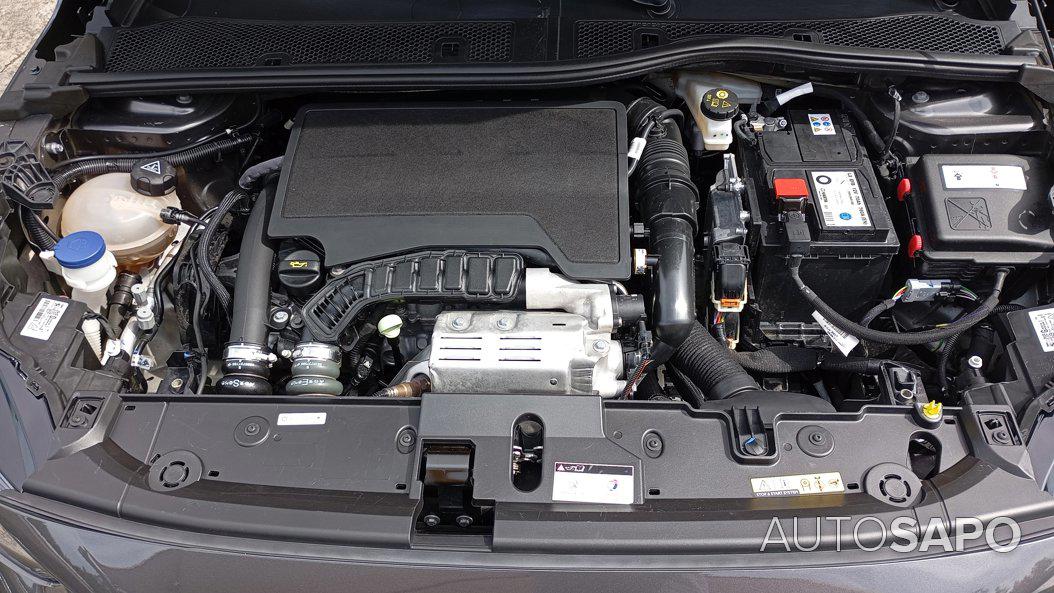 Peugeot 208 1.2 PureTech Allure Pack EAT8 de 2021