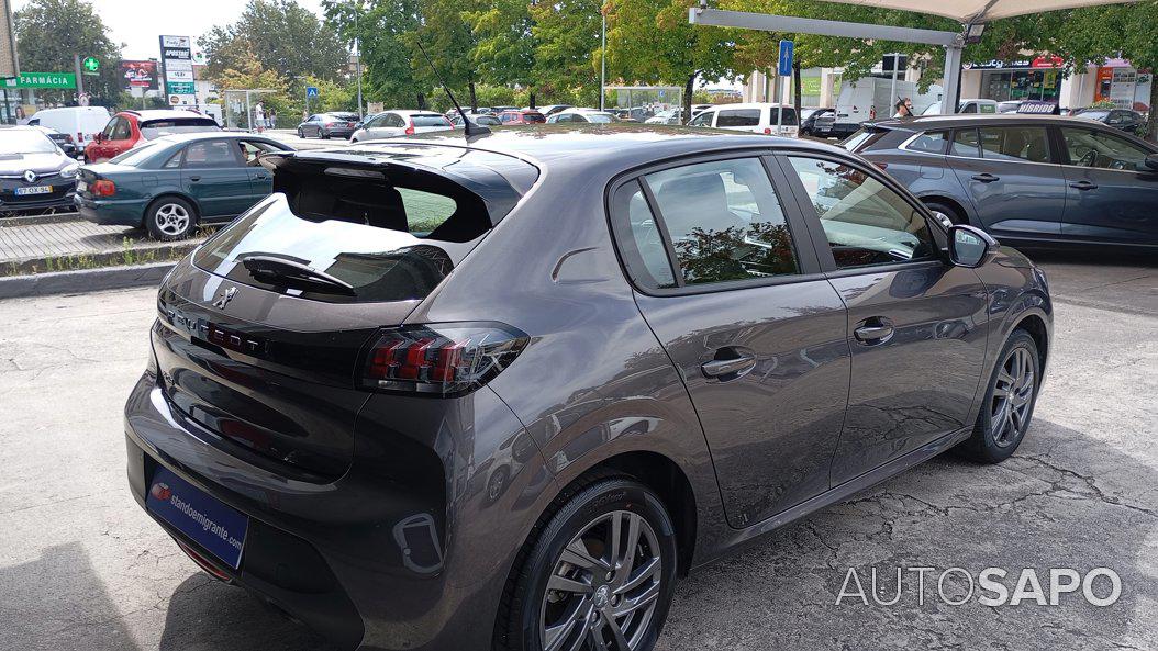 Peugeot 208 1.2 PureTech Allure Pack EAT8 de 2021