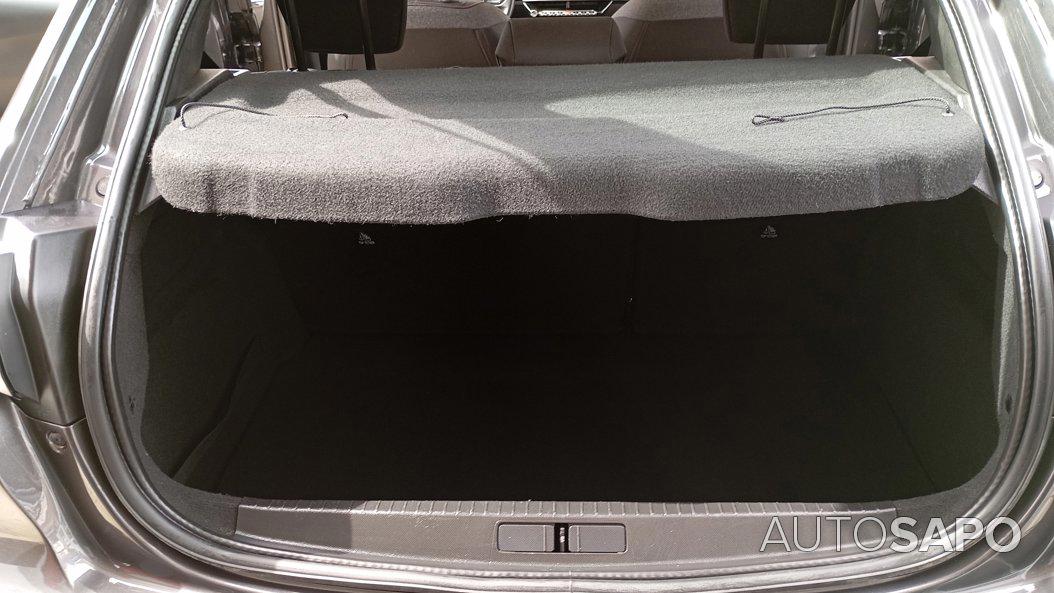 Peugeot 208 1.2 PureTech Allure Pack EAT8 de 2021
